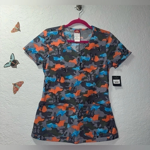 Dickies Women's Contemporary Scrub Top, Camo & Butterfly Design - Picture 1 of 8